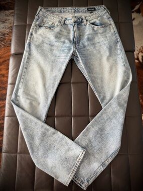 Bonobos Light Wash Slim Jeans